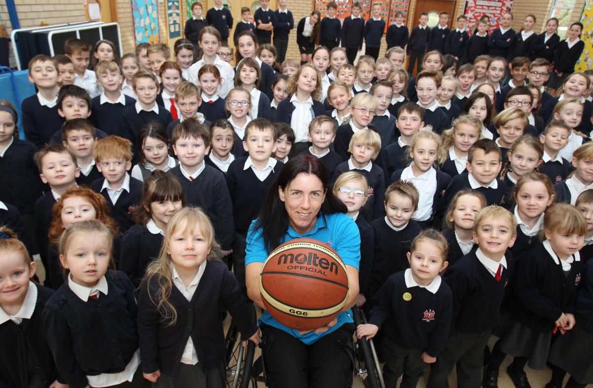 Wheelchair basketball player Wendy Smith visited Tendring Primary School