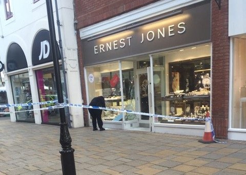 UPDATED: Two men due in court charged with burglary after diamond raid