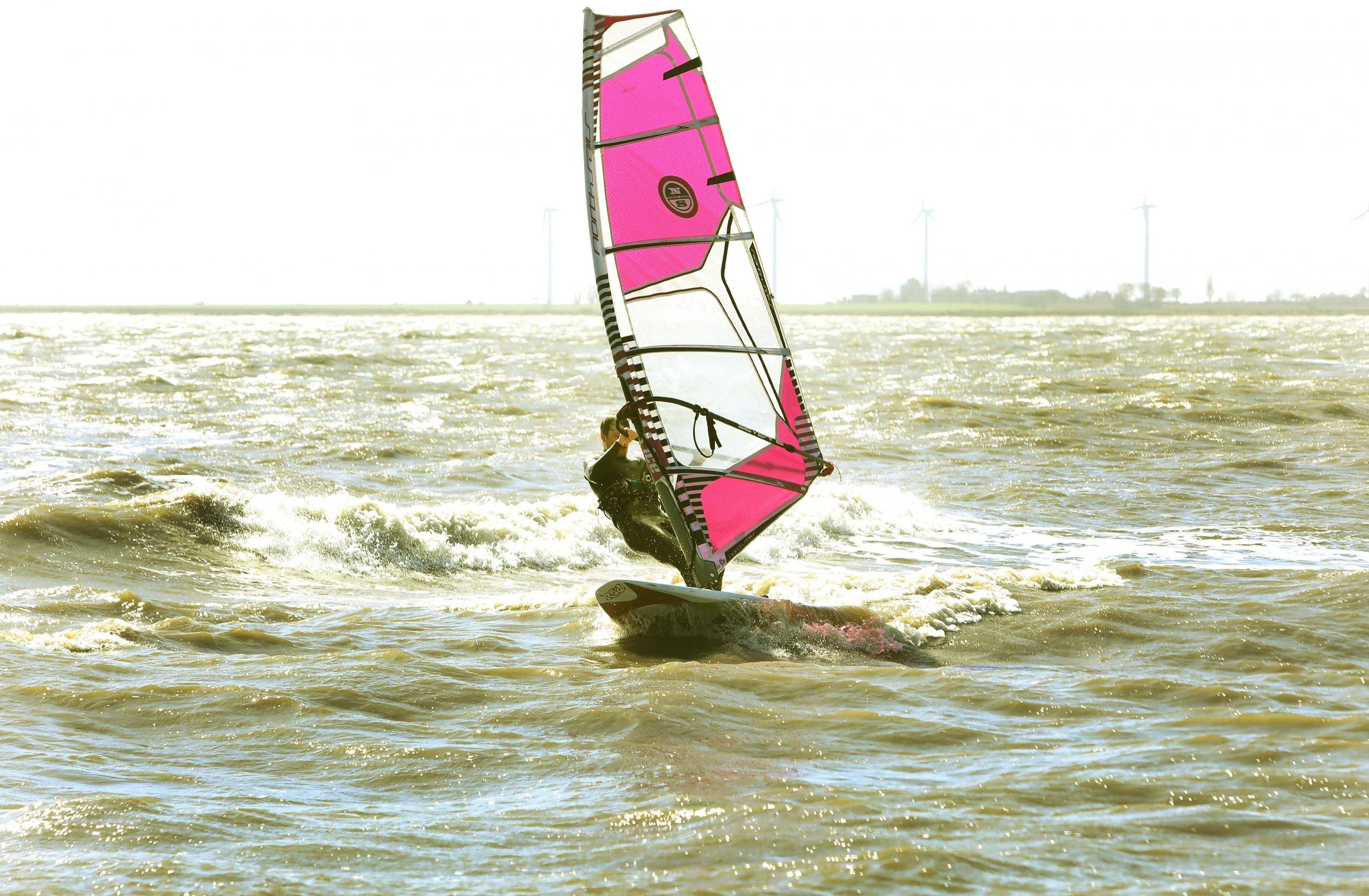 Harry Munson is concerned about litter on Mersea Island - Vimarsana News
