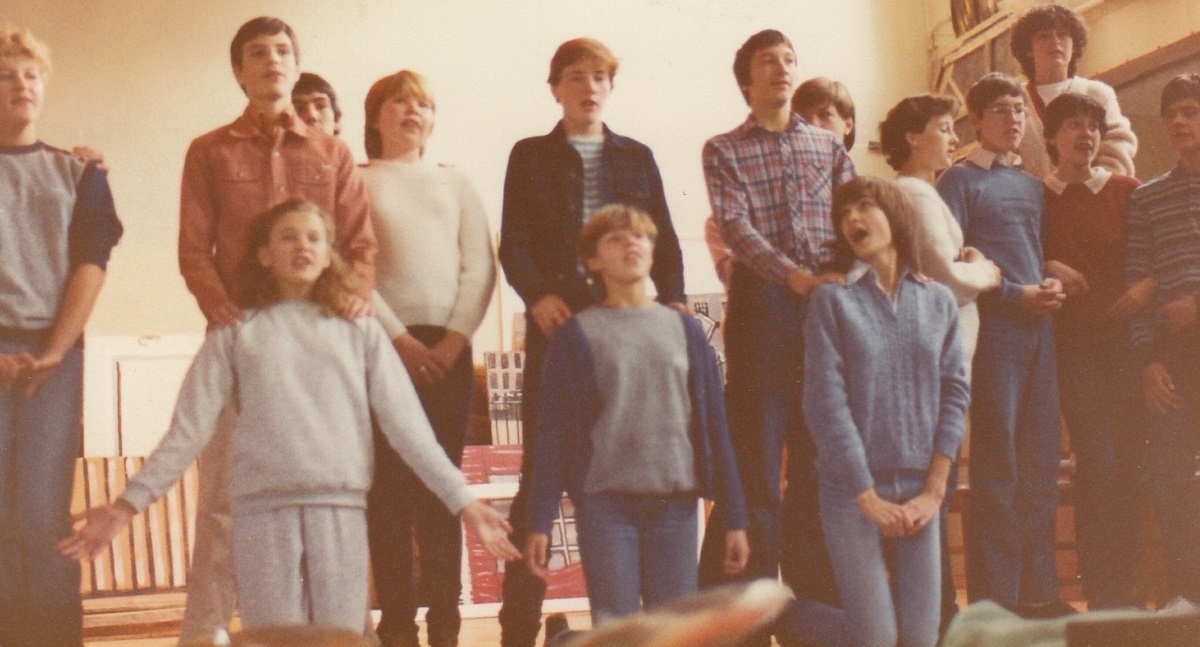 Belting out a tune - the cast of The Boyfriend, in 1982