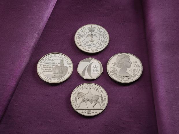 Gazette: Royal Mint unveil commemorative 50p for Queen’s Platinum Jubilee (The Royal Mint)