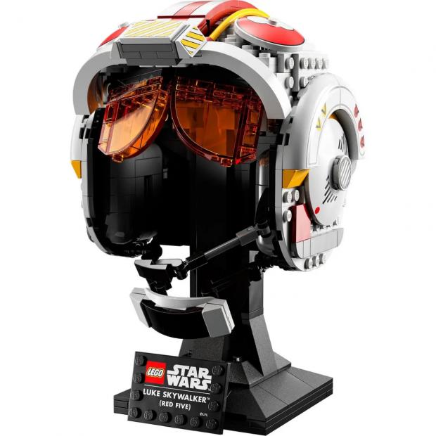 Gazette: LEGO Star Wars Luke Skywalker Red Five Helmet Set (IWOOT)