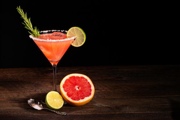 Gazette: A cocktail with grapefruit and lime. Credit: Canva