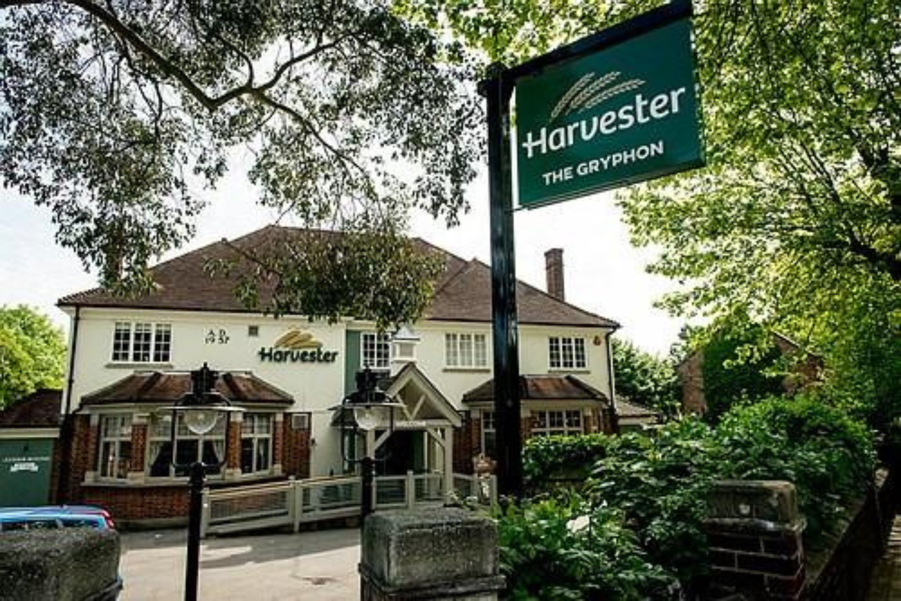Harvester faces backlash from customers over controversial salad bar change