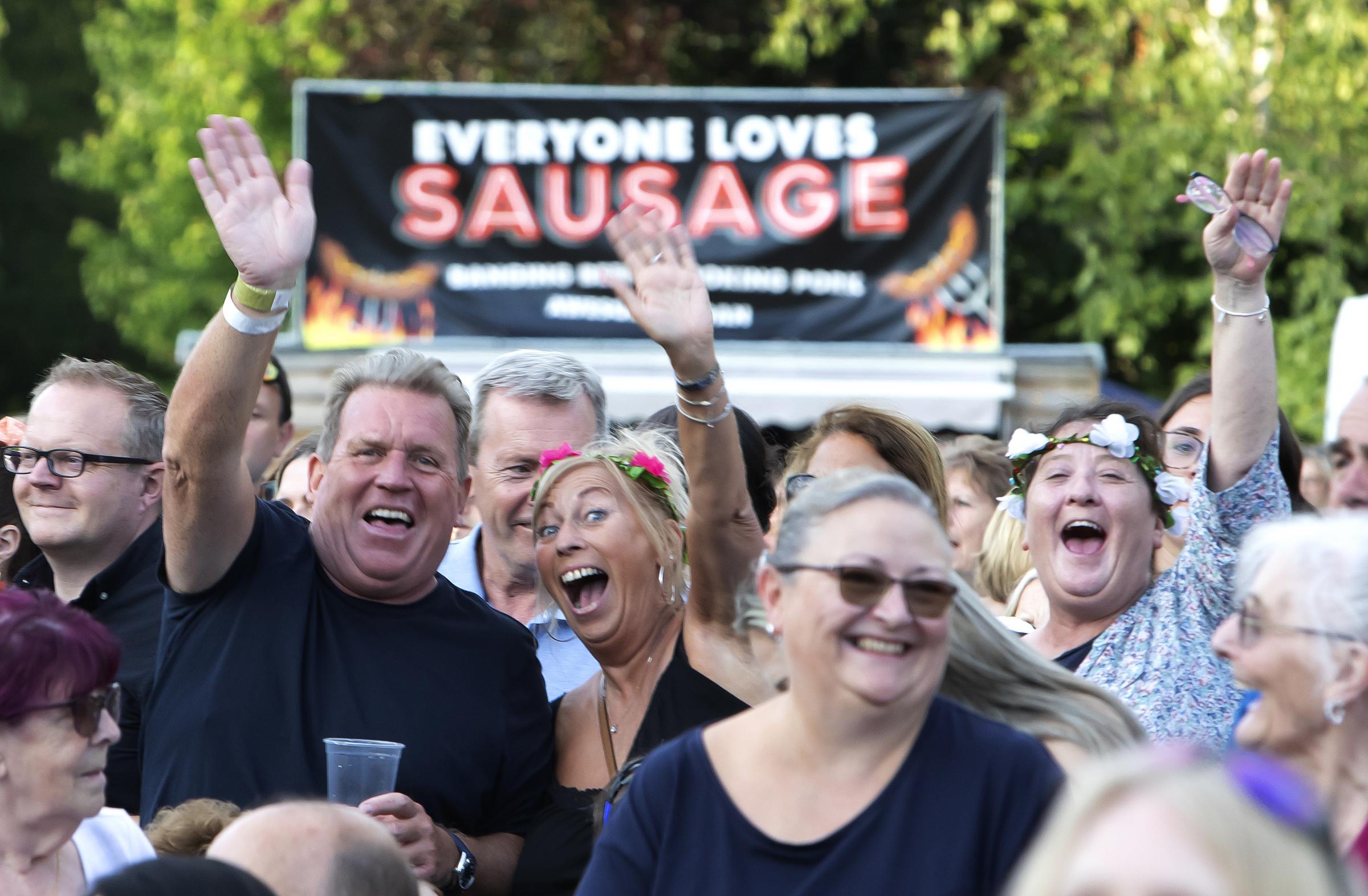 Castle Park Michael Ball and Alfie Boe concert in pictures - Vimarsana News
