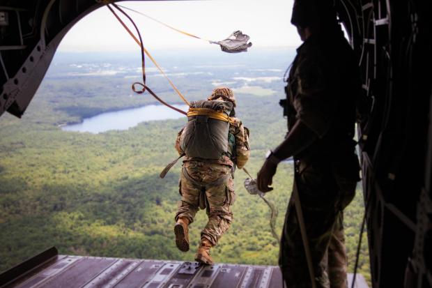 From above - The paras jumped from Chinook helicopters at 1,500 feet. Credit: US Army Reserve.
