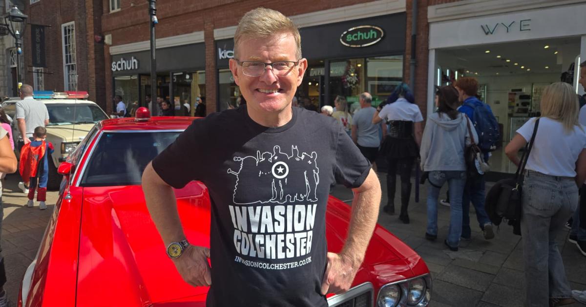 Volunteer flies thousands of miles to help at Colchester pop-culture event