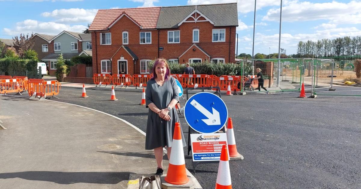 Road closures lifted as roundabout project continues